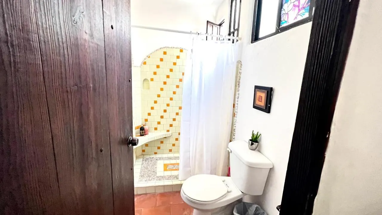 Bed & Breakfast Hippie Villa Cancun Mexico